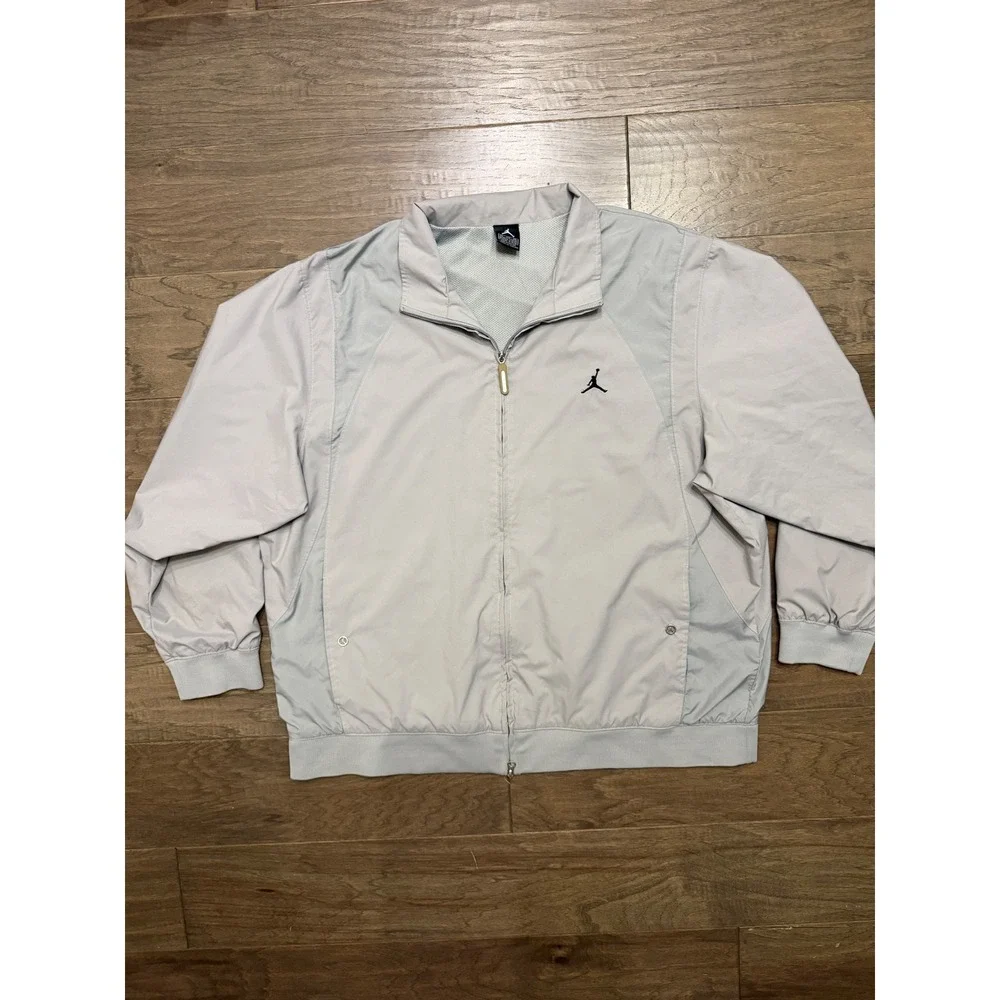 Jordan Mens XXL Light Grey Full Zip Mesh Lined Windbreaker Jacket Jumpman Logo